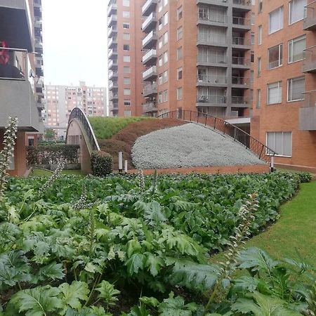 Hermosa Habitacion Privada En Conjunto Residencial Cerca Al Aeropuerto Y Terminal De Bogota, Zonas Comunes Se Comparten Con 1 Persona Apartment Luaran gambar